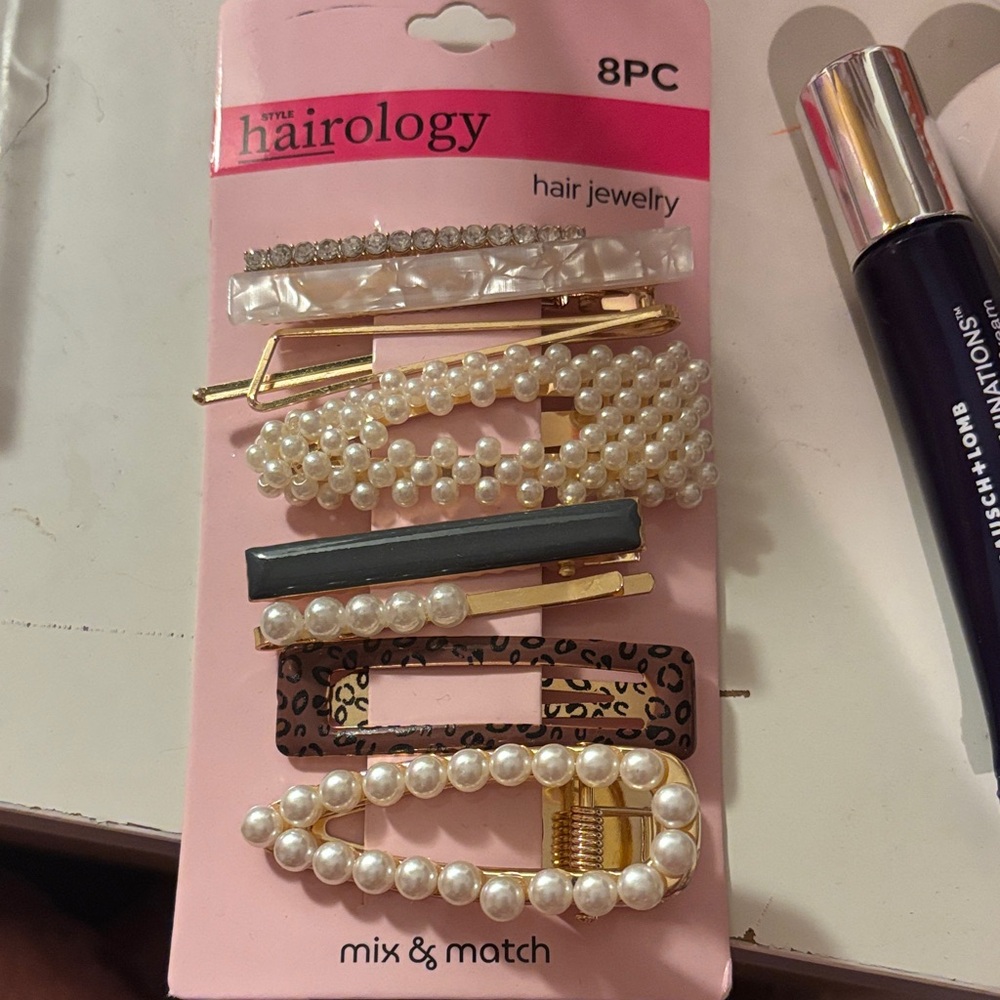 Pearl and Gold Hair Clip Set